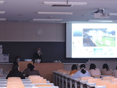 2011女子栄養大学特別講義_928.JPGのサムネイル画像