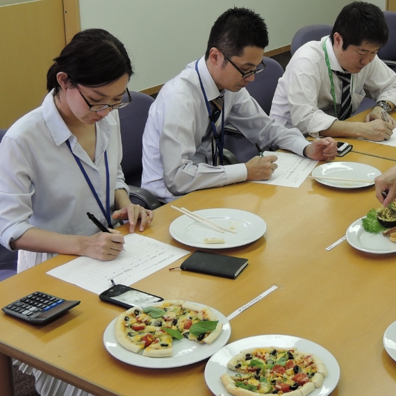 商品試食会