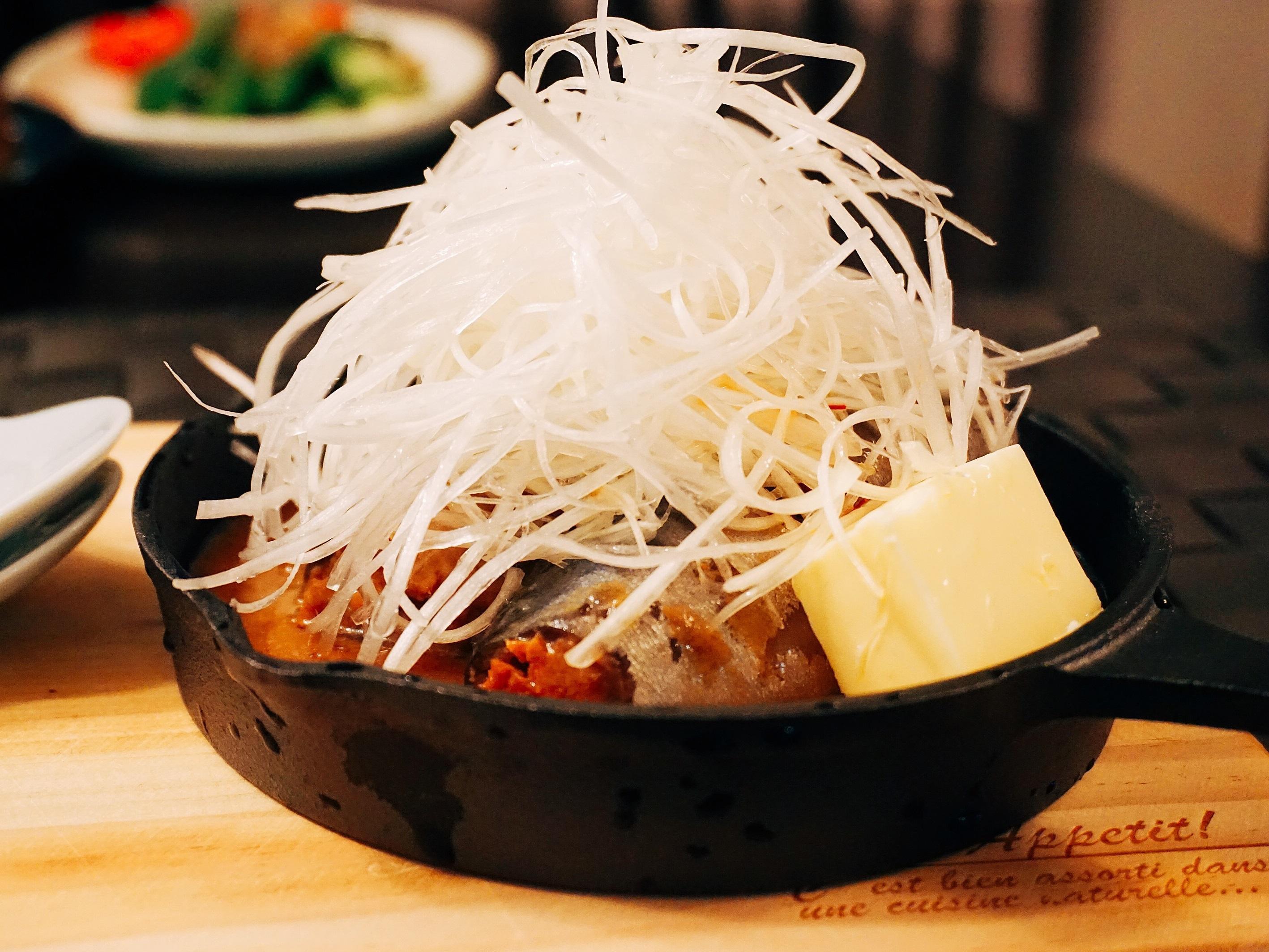 さば味噌煮」缶ののっけ盛り - 株式会社 極洋